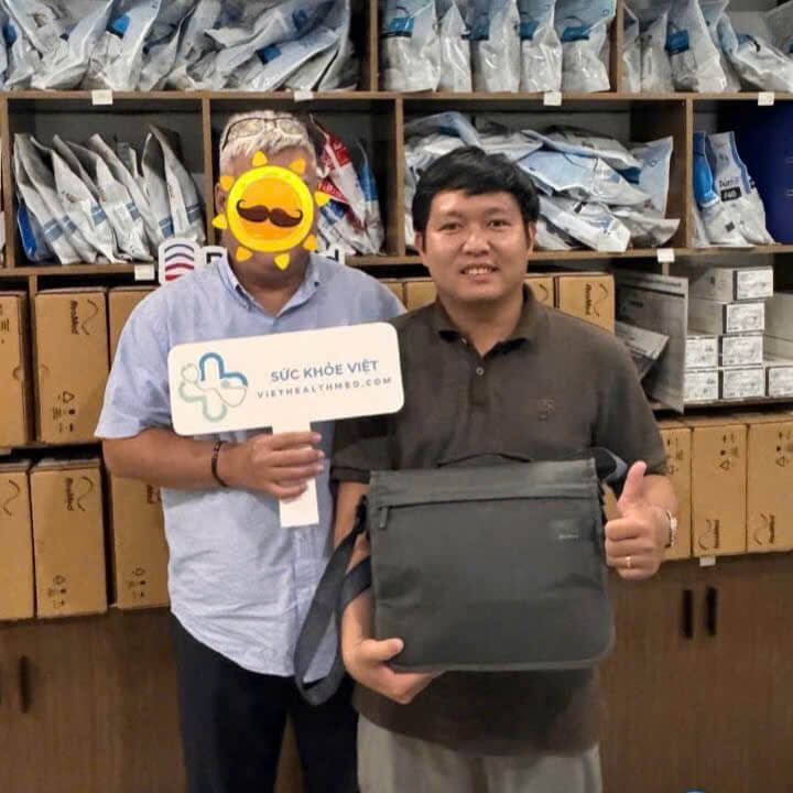 Sự minh bạch về nguồn gốc sản phẩm và kho hàng sẵn có là tiêu chí hàng đầu của một địa chỉ mua máy trợ thở uy tín.