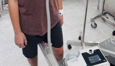 So sánh máy thở xâm nhập và máy thở không xâm nhập giúp người bệnh hiểu rõ sự khác nhau về chỉ định, nguyên lý hoạt động và khả năng sử dụng trong từng tình huống lâm sàng.