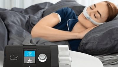 Màn hình cài đặt trên máy thở ResMed AirSense 10, nơi người dùng có thể kiểm tra và điều chỉnh tính năng SmartStart
