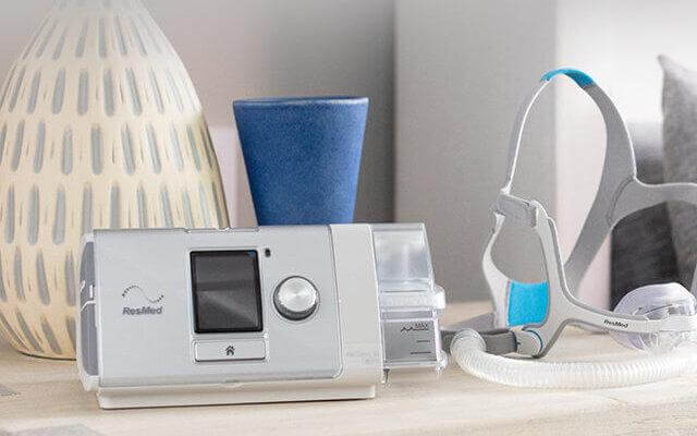 Các dữ liệu do máy thở BiPAP cung cấp có thể giúp người dùng theo dõi thời gian sử dụng, tình trạng rò khí, chỉ số AHI hoặc thông tin áp lực nếu thiết bị hỗ trợ hiển thị. Việc đánh giá cần dựa trên những thông số thực sự có trên máy, xu hướng thay đổi theo thời gian và tình trạng của người sử dụng.
